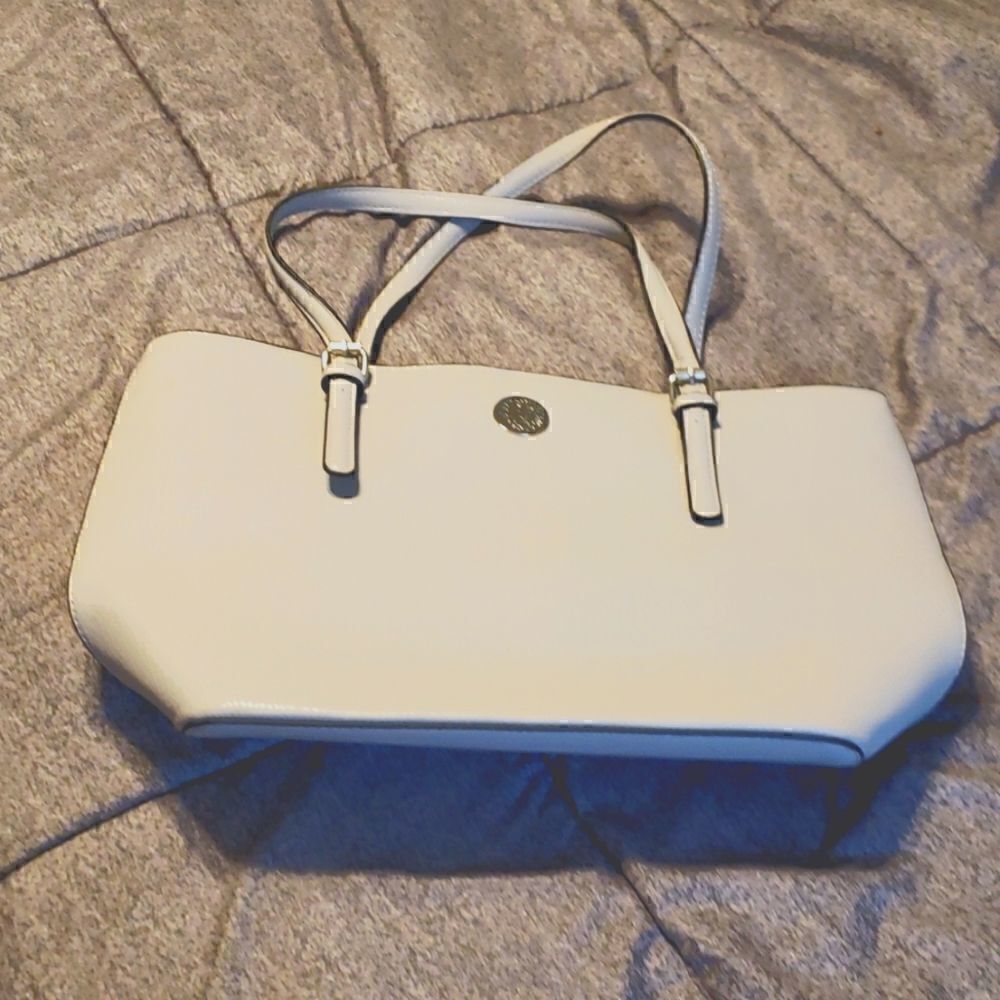 Anne Klein  